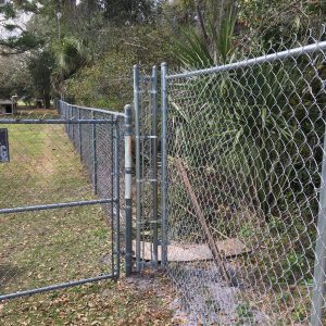 chain link fence