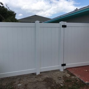 vinyl-fence