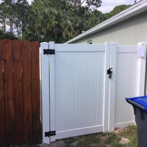 vinyl-fence