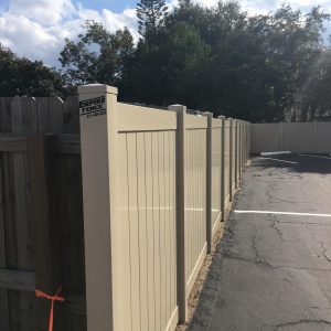 vinyl-fence